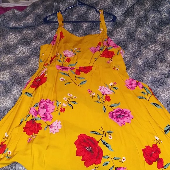 Yellow Flower Dress - Picture 1 of 4